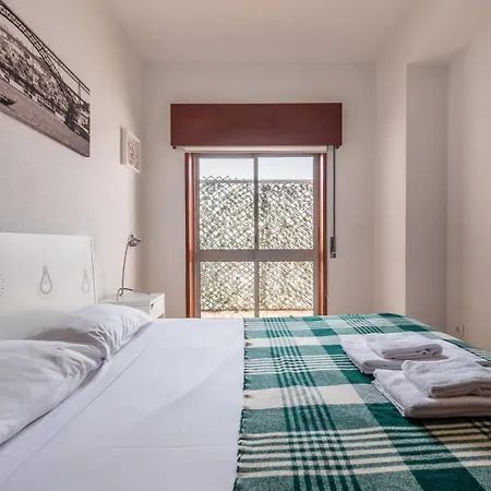 Guestready - Urban Escape With A View * Порту