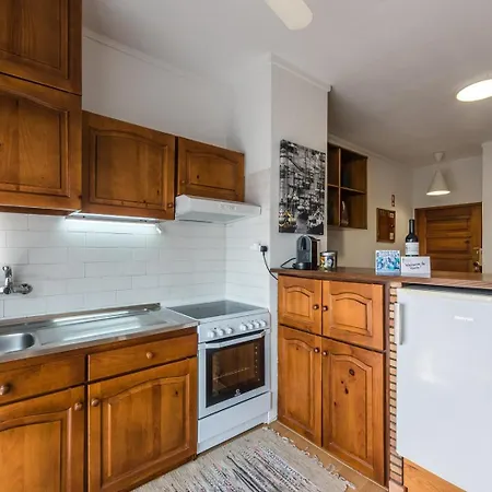 Guestready - Urban Escape With A View